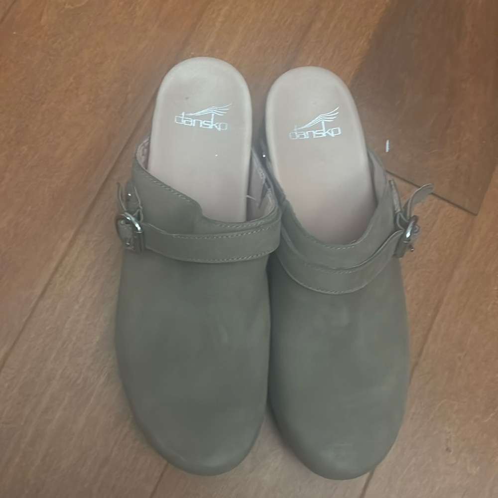 Dansko Open Back Clogs In Size 40 - image 1